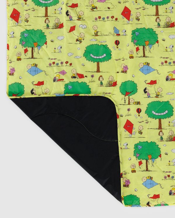 Puffy Picnic Blanket - Image 3