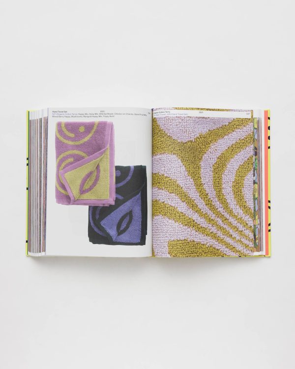 Hold Everything: 15 Years of BAGGU - Image 2